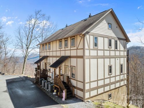 b-5 Lila Ln, Clyde, NC, 28721-8824 | Card Image