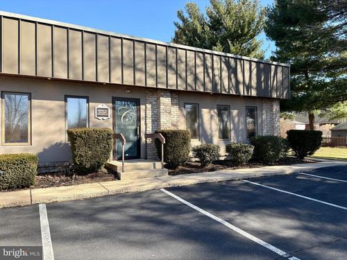 ste-1-1689 Crown Ave, LANCASTER, PA, 17601-6314 | Card Image