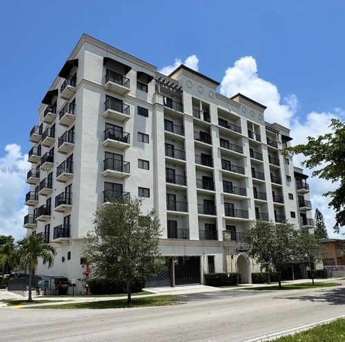apt-504-1801 Sw 32nd Ave, Miami, FL, 33145-2266 | Card Image