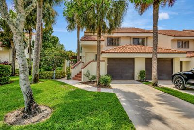 E - 401 Sea Oats Drive, Townhouse with 3 bedrooms, 2 bathrooms and null parking in Juno Beach FL | Image 2