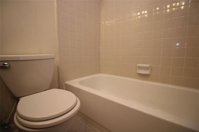 4028 Elm St, Townhouse with 2 bedrooms, 3 bathrooms and 2 parking in Chamblee GA | Image 7