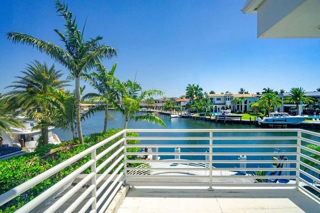 2551 Ne 31 St Ct, House other with 4 bedrooms, 6 bathrooms and null parking in Lighthouse Point FL | Image 66