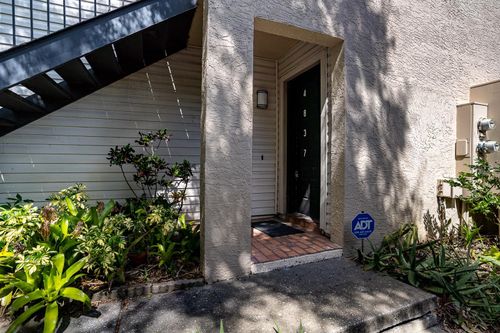 2505-4837 Puritan Cir, TAMPA, FL, 33617-8353 | Card Image
