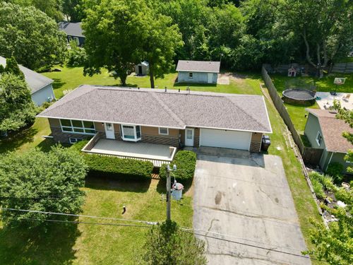9615 402nd Ave, Genoa City, WI, 53128-2212 | Card Image