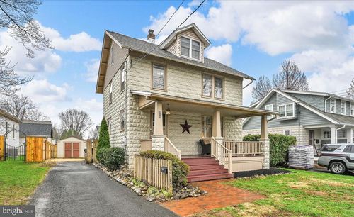 180 N Clinton St, DOYLESTOWN, PA, 18901-3644 | Card Image