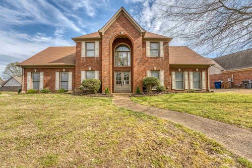 9711 Cutter Ln, Lakeland, TN, 38002-9513 | Card Image