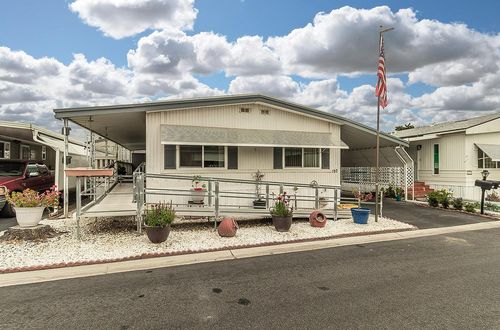 spc-192-221 W Herndon Ave, Pinedale, CA, 93650-1353 | Card Image