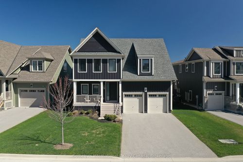 205 Yellow Birch Cres, Blue Mountains, ON, L9Y0Z3 | Card Image