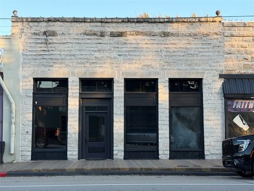 103 Sw Barnard St, Glen Rose, TX, 76043-4815 | Card Image