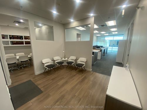 476-700 Lawrence Ave W, North York, ON, M6A3B4 | Card Image