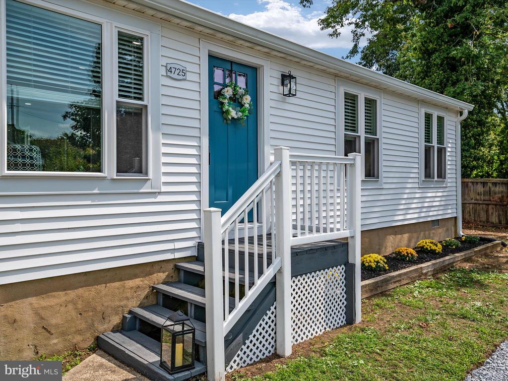 Girton Ave, Shady Side, MD 20764