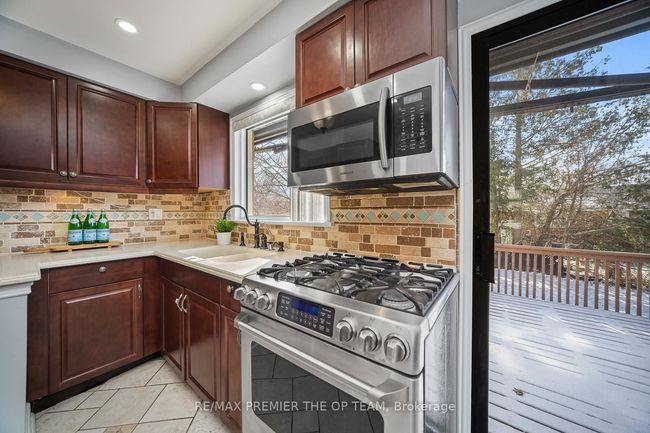 53 Hawman Ave, House other with 5 bedrooms, 2 bathrooms and 8 parking in Nobleton ON | Image 8