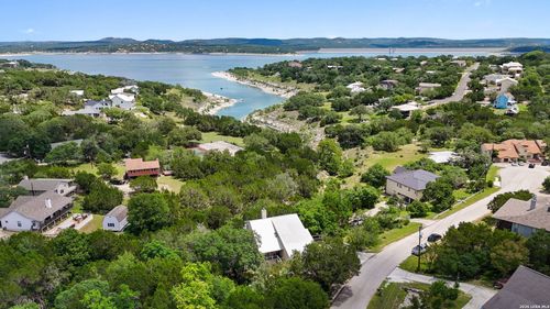 971 Barbara Dr, Canyon Lake, TX, 78133-5201 | Card Image
