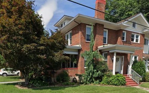 lower-1901 Avon Rd, Roanoke, VA, 24015 | Card Image