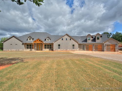 17281 Stone House Road, Luther, OK, 73054 | Card Image