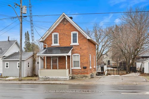 152 E Townline Road E, Carleton Place, ON, K7C2C3 | Card Image