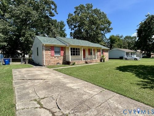 549 Briarwood Cir, North Prince George, VA, 23860-7301 | Card Image