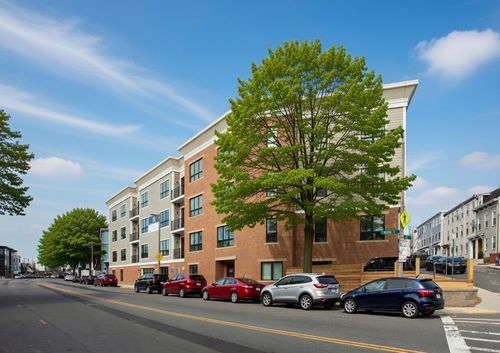 39-33-39 Ward St, Boston, MA, 02127-4820 | Card Image