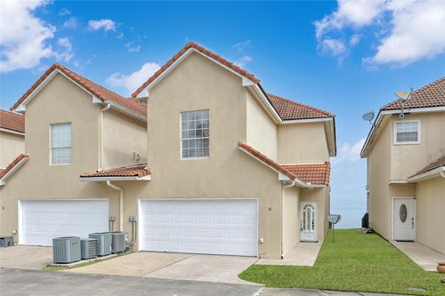 4 Regency Pt, Montgomery, TX, 77356-5960 | Card Image