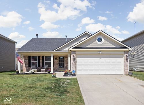 8434 Wanda Lake Dr, Camby, IN, 46113-8718 | Card Image