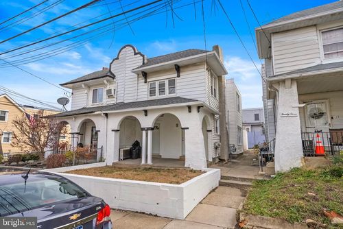 25 N Pennock Ave, UPPER DARBY, PA, 19082-1414 | Card Image