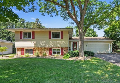 436 Rice Creek Blvd Ne, Fridley, MN, 55432-4431 | Card Image