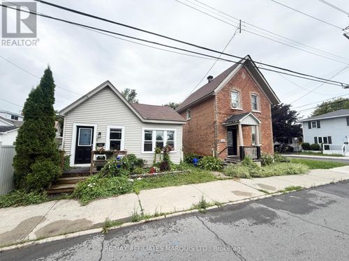 230-234 Bedford St, Cornwall, ON, K6J4C3 | Card Image