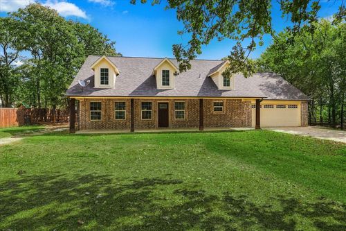 901 Sherry Ln S, Krugerville, TX, 76227-9573 | Card Image