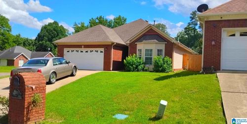 550 Lakeside Cir, Center Point, AL, 35215-5700 | Card Image