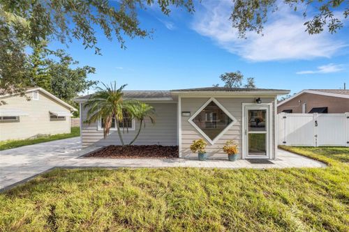5211 48th Ter N, St Petersburg, FL, 33709-3853 | Card Image