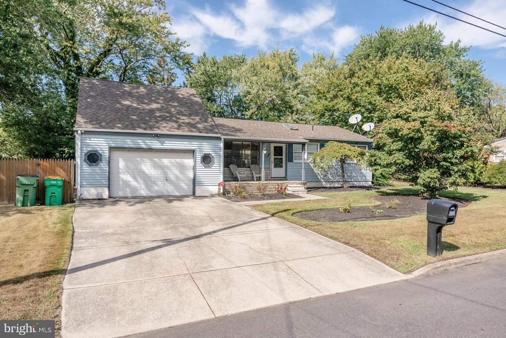 Vermont Ave, Egg Harbor Township, NJ 08234
