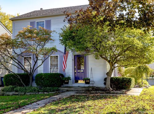 16329 Birwood Ave, Beverly Hills, MI, 48025-3345 | Card Image