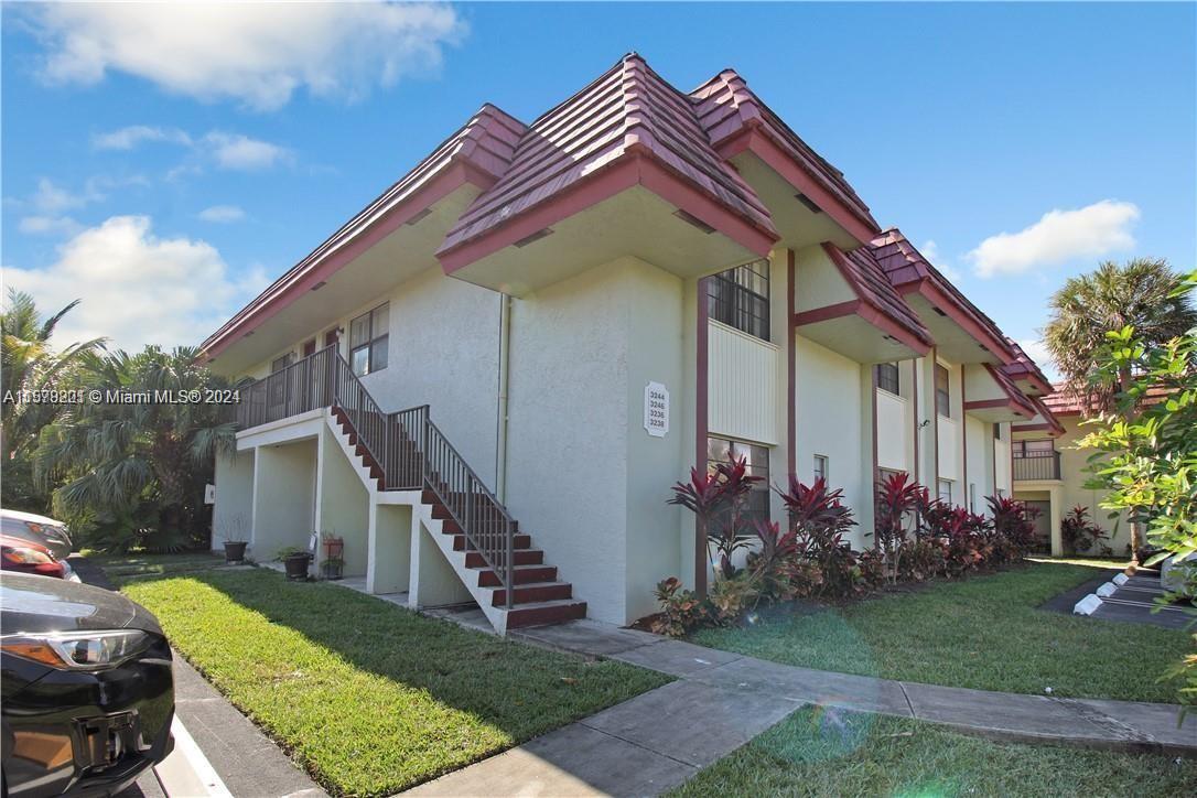 104th Ave, Coral Springs, FL 33065