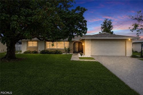1674 Long Meadow Rd, FORT MYERS, FL, 33919-6811 | Card Image