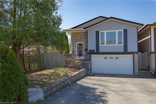 2303 Malcolm Cres, Burlington, ON, L7P4G8 | Card Image