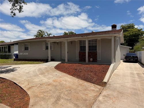 3011 N 74th Ave, Hollywood, FL, 33024-2753 | Card Image