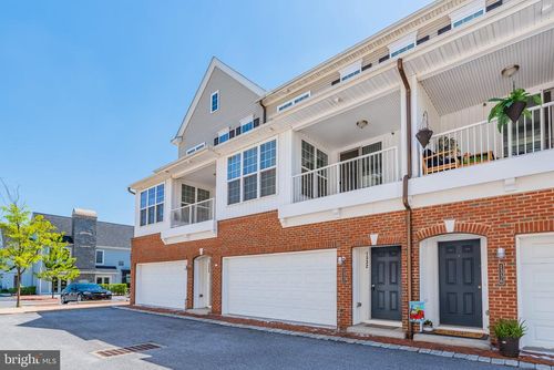 1332 Saxton Way, MECHANICSBURG, PA, 17055-5214 | Card Image