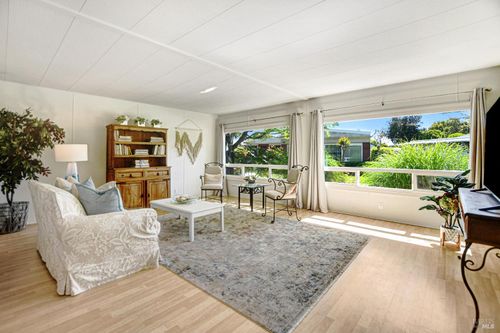 160 Chiquita Camino None, Sonoma, CA, 95476 | Card Image