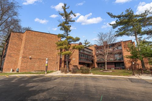 ph3-14501 Central Ct, Oak Forest, IL, 60452-1062 | Card Image