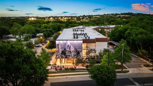 1112 - 2505 Thornton Rd, Condo with 2 bedrooms, 2 bathrooms and 1 parking in Austin TX | Image 21
