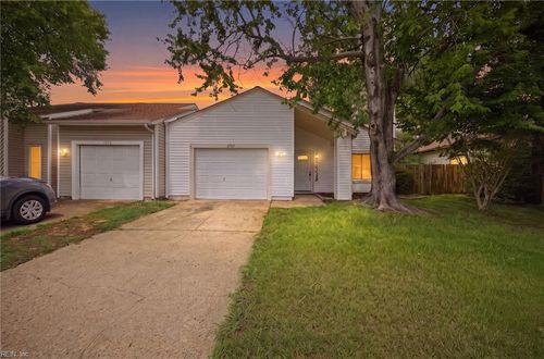 1733 Delaney Street, Virginia Beach, VA, 23464 | Card Image