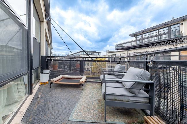 UNIT-302 - 1070 W 15 Th St, Condo with 2 bedrooms, 2 bathrooms and 1 parking in Chicago IL | Image 28