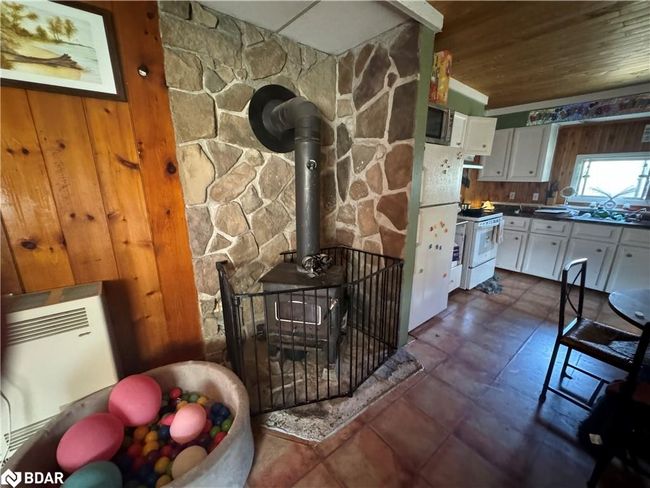 4932 25 Th Sideroad, House other with 2 bedrooms, 1 bathrooms and 2 parking in Thornton ON | Image 11