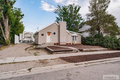 938 Ada Avenue, House other with 2 bedrooms, 1 bathrooms and 1 parking in Idaho Falls ID | Image 3