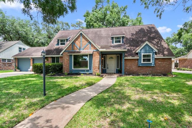 211 Cedar Ln, House other with 4 bedrooms, 2 bathrooms and 2 parking in El Lago TX | Image 4