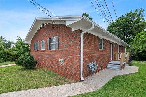 1437 Vesta Ave, east point, GA, 30344-4822 | Card Image