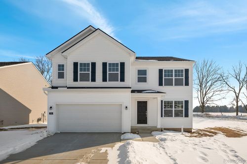 700 Knollwood Bnd, Chelsea, MI, 48118-1671 | Card Image