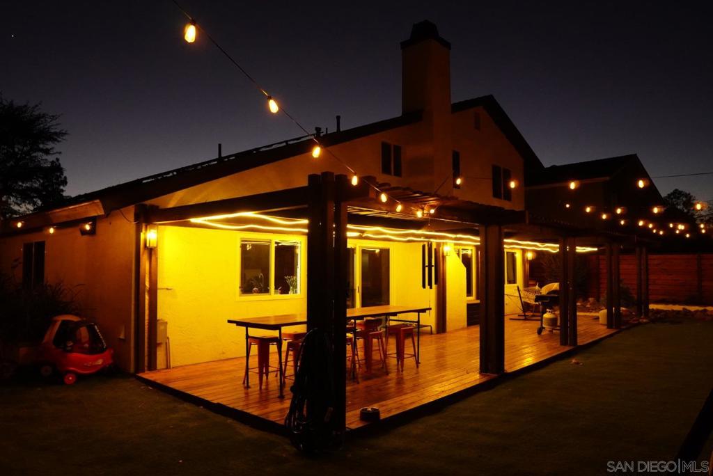 Residential in Lakeside 4
