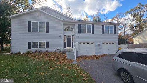 66 Constitution Blvd, MARTINSBURG, WV, 25405-8289 | Card Image