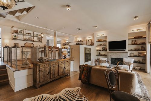 62-14 Wild Goose Ct, Newport Beach, CA, 92663-2343 | Card Image